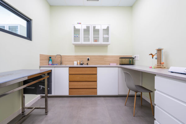 clinica-veterinaria-vega-de-aca-masstudio-arquitectura-12