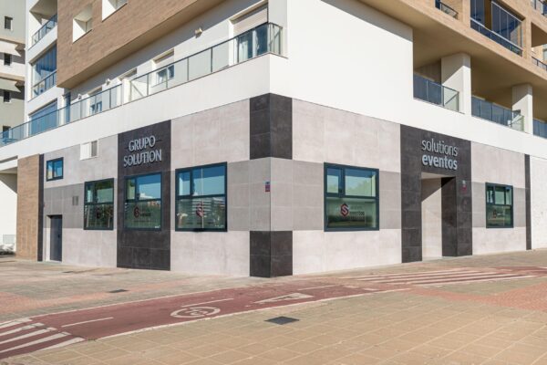 oficina-grupo-solutions-masstudio-arquitectura-01